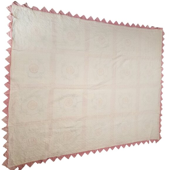 Vintage Handmade Embroidred Poppies Quilt Pink 75\